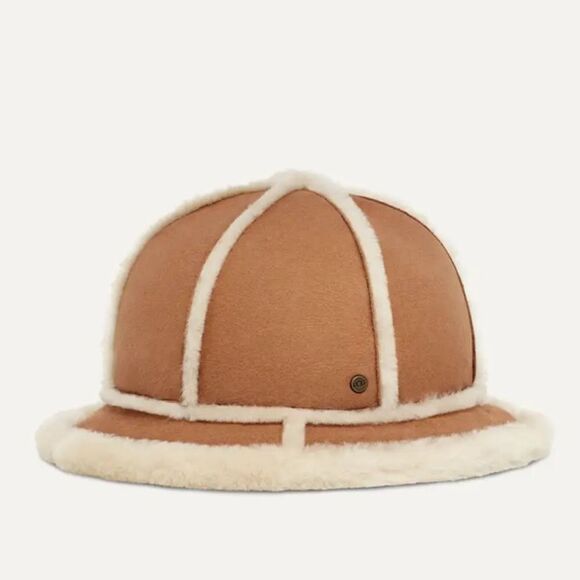 UGG Water Resistant Sheepskin Bucket Hat in Women's Size One Size - Picture 1 of 7